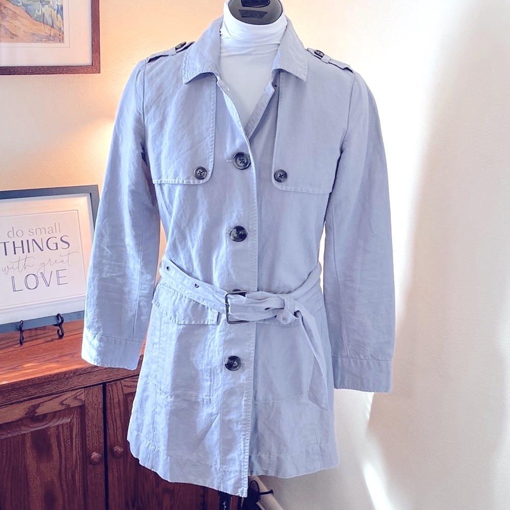 Cabi light periwinkle blue, unlined 54% linen / 46% cotton trench coat - size XS
